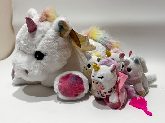 Custom Holiday Toy Plush gefüllte Zeichentrickfilm Tier Einhorn Party Toy Set für Kinder