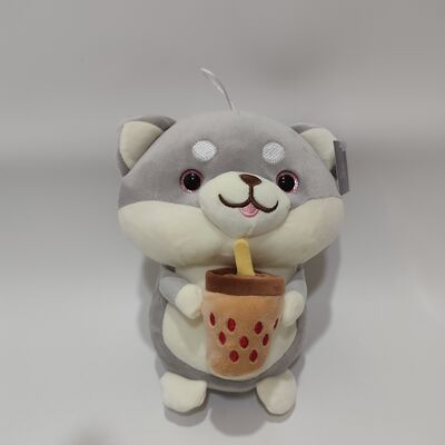 20cm superweicher & quetschbarer Shiba Inu Plüsch, der eine Bubble Tea Tasse umarmt