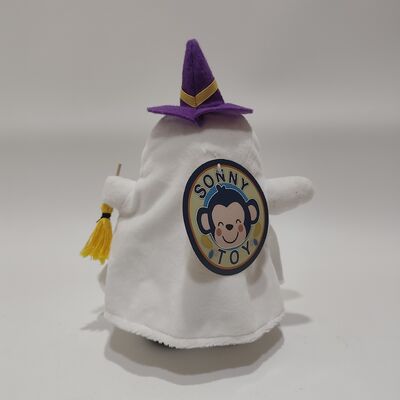 Halloween-Weiße Geister, die Hüte tragen und Besen tragen